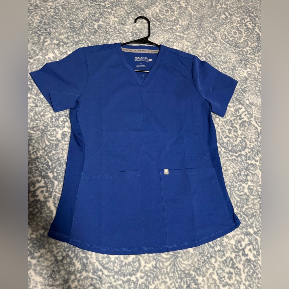 Fabletics - small - Method Flex 2-Pocket Scrub Top - Royal Blue - new, w/o tags